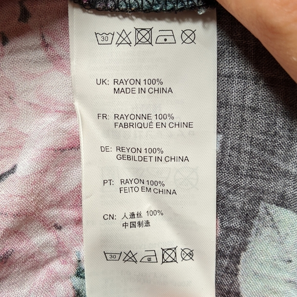 Urban Outfitters drop-waist floral dress - Picture 6 of 7